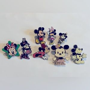 Lot of Minnie and Mickey pins